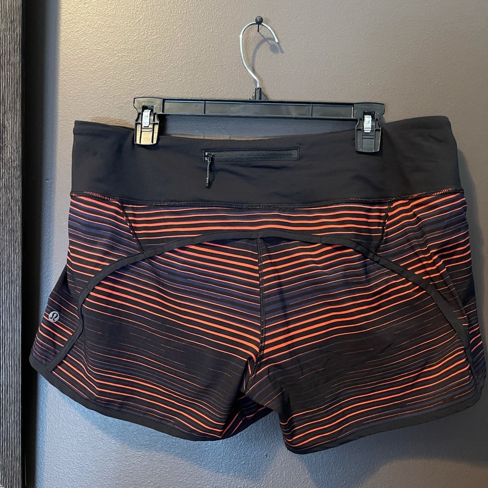Lululemon Run Times Short - 4 way Stretch